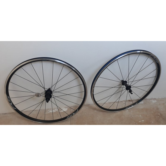 Roues Shimano RS 100