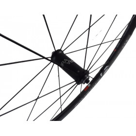 Carbon front wheel Bontrager Aura 5 tire 50 mm