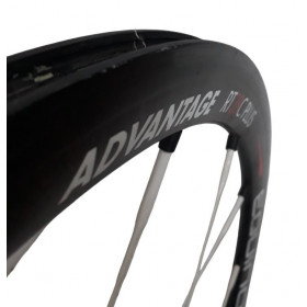 Carbon rear wheel Equinox advantage RT38C Plus Campagnolo for tire
