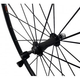 Road bike front wheel Bontrager TLR tubeless ready 24 spokes