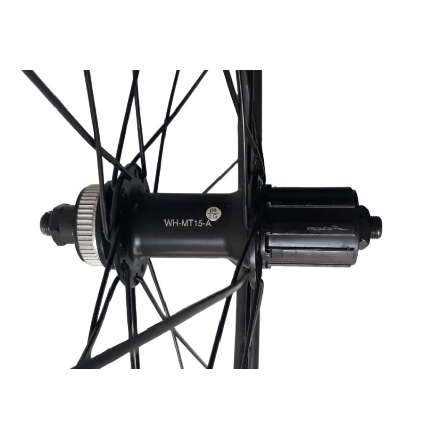 Roue arrière 26 pouces VTT Shimano MT15 center lock, pas cher