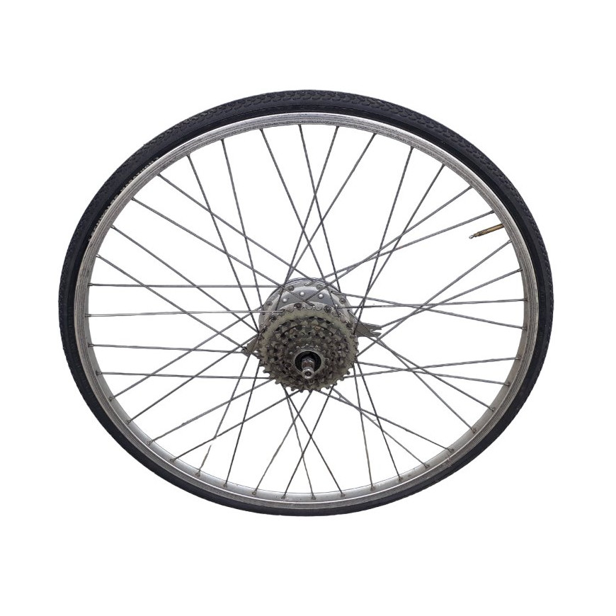 Roue arriere 700c Weinmann moyeu Maxi car 6v Roue arriere 700c Weinmann moyeu Maxi car 6v