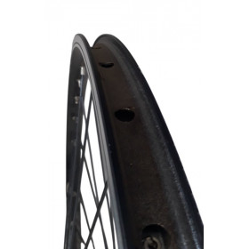 Roue 26 pouces v brake Vuelta Kronos 32 rayons