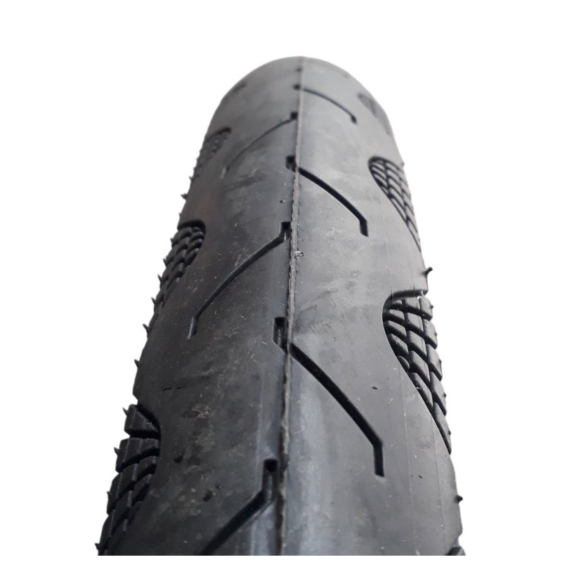 Pneu lisse vélo 27.5 pouces