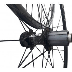 Roues Miche Syntium à pneus disque 700 de seconde main