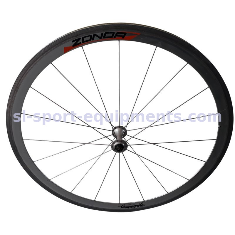 campagnolo-zonda-front-wheel.jpg