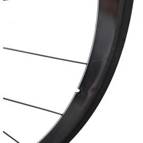 Campagnolo Zonda front wheel in second hand condition