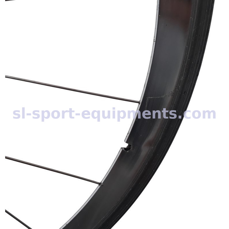 Campagnolo Zonda front wheel at the best price !