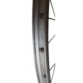 Front wheel Milremo for tire eyelets