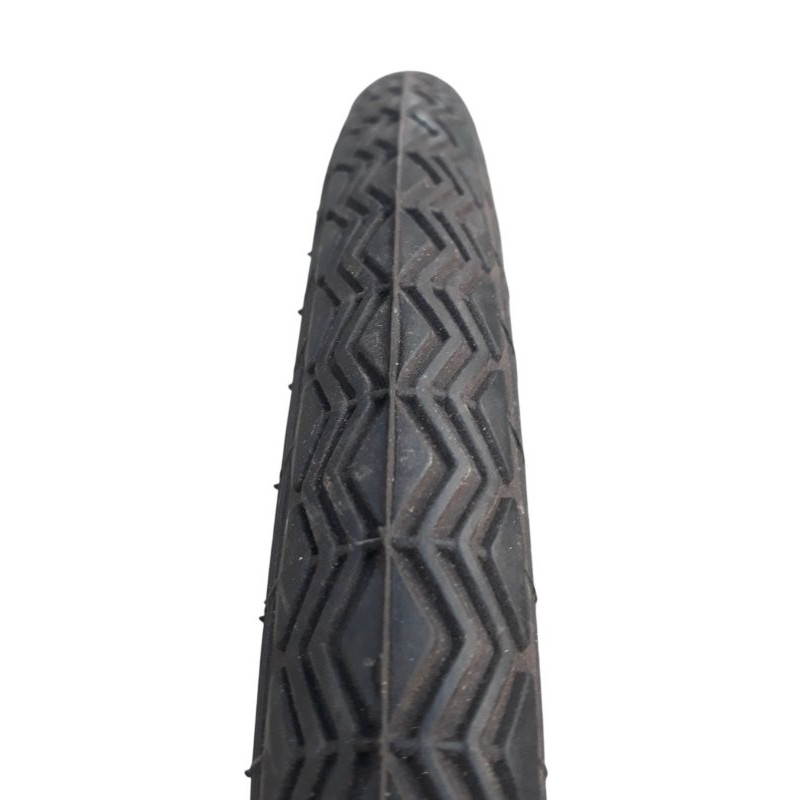 Hutchinson 400A Ballon tire