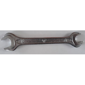 Flat key of 15 and 13 mm