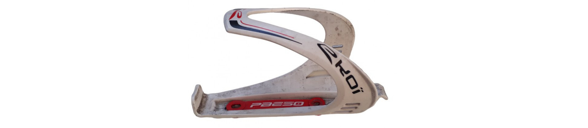 Road bike bottle cage
